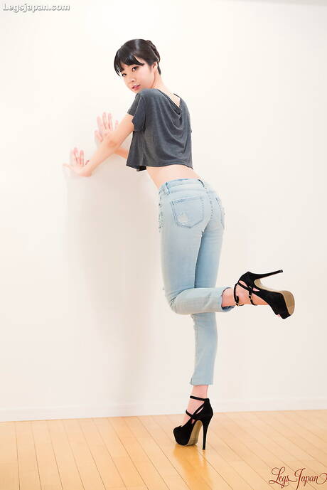 Legs Japan are excited to present you with a xxx picture gallery showcasing Matsuda Anna xxx gallery 238034